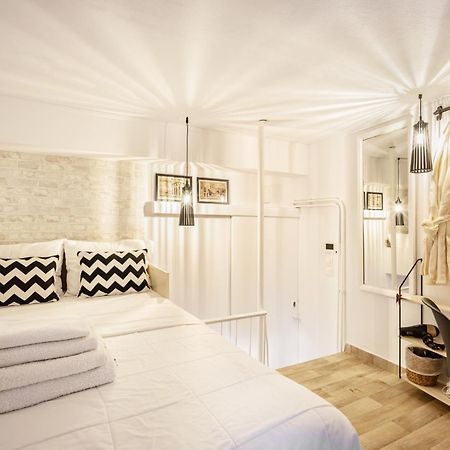 Acropolis Elegant Maisonette By Lodgespot Ateny Zewnętrze zdjęcie